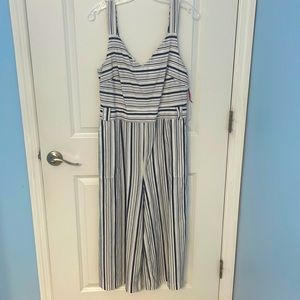 Elle jumpsuit never worn